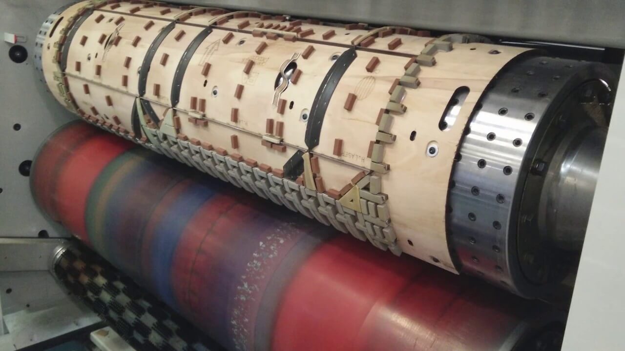 Choosing the Best Automatic Die Cutting Machine for Cardboard and Paperboard